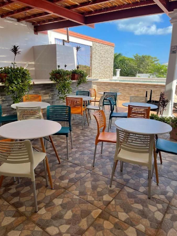 Capital Center Hotel Cancún Exterior foto